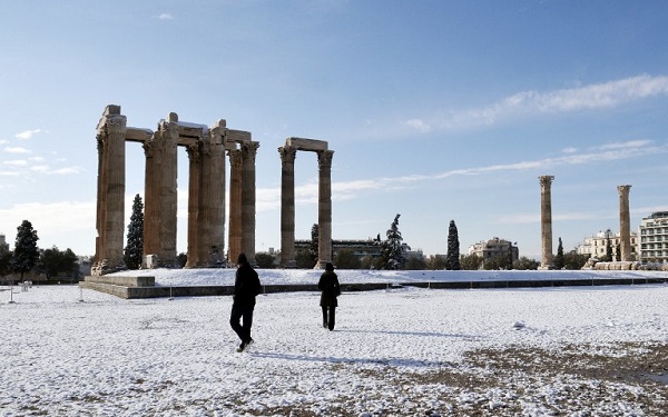 Εκπληκτικές Φωτογραφίες: Μια «παγωμένη παράσταση» της φύσης στην Ευρώπη